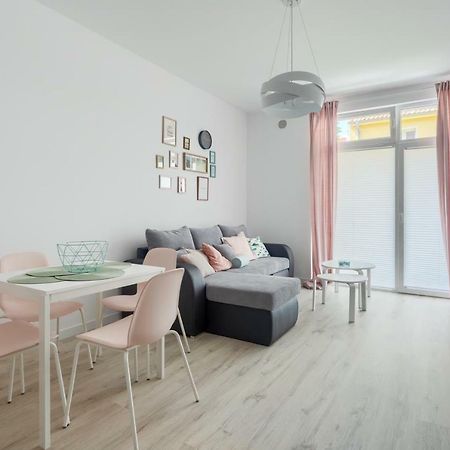 Apartament Kolorowy Przy Plazy Gizycko Luaran gambar