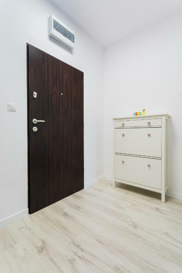 Apartament Kolorowy Przy Plazy Gizycko Luaran gambar